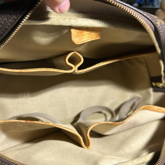 Authentic LV large Deauville handbag - Picture 15 of 16